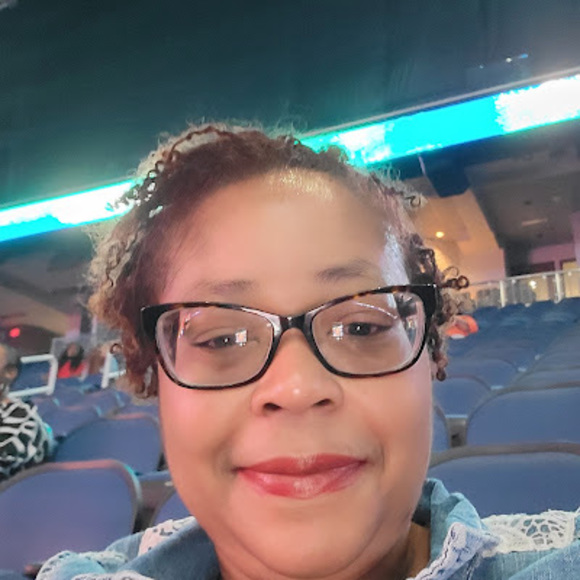 Meet your Posher, Toshua - Picture 1 of 1